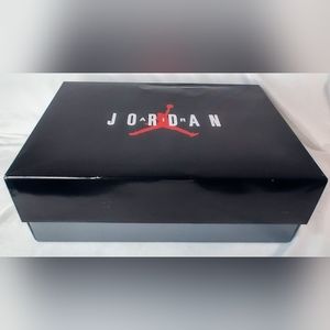 Sneaker storage shoebox for Jordan Air 11 Retro Nike size 12 CT8012 116